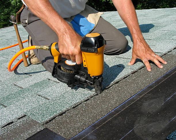 Best Commercial Roof Installation  in Woodville, WI